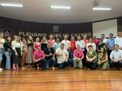 Vereadores fazem reunião com Prefeito e Secretários Municipais.